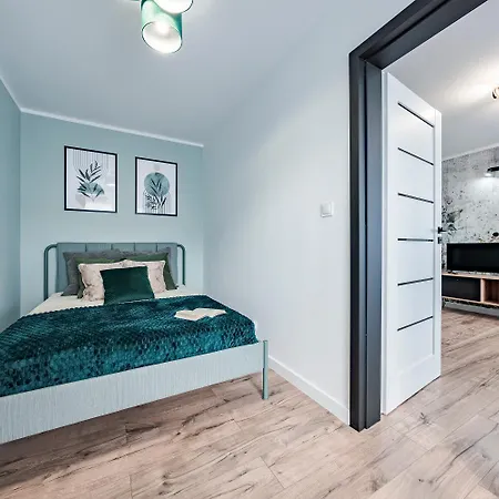 Appartamento Ciemnozielony 3city W Gdyni Niedaleko Plazy By Renters *